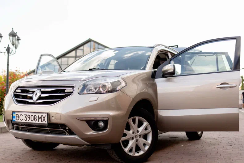 Renault Koleos 2012 - 17