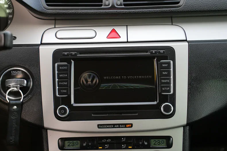 Volkswagen Passat 2008 - 14