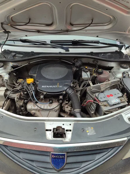 Dacia Logan 2008 - 9