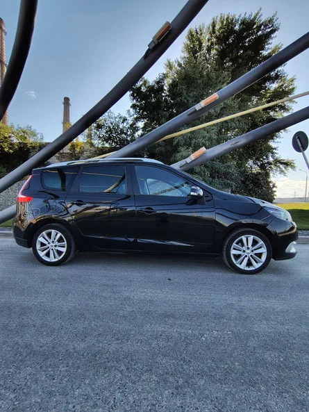 Renault Scenic 2014 - 12