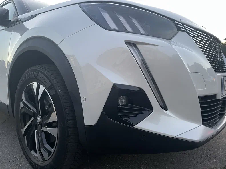 Peugeot 2008 2020 - 9