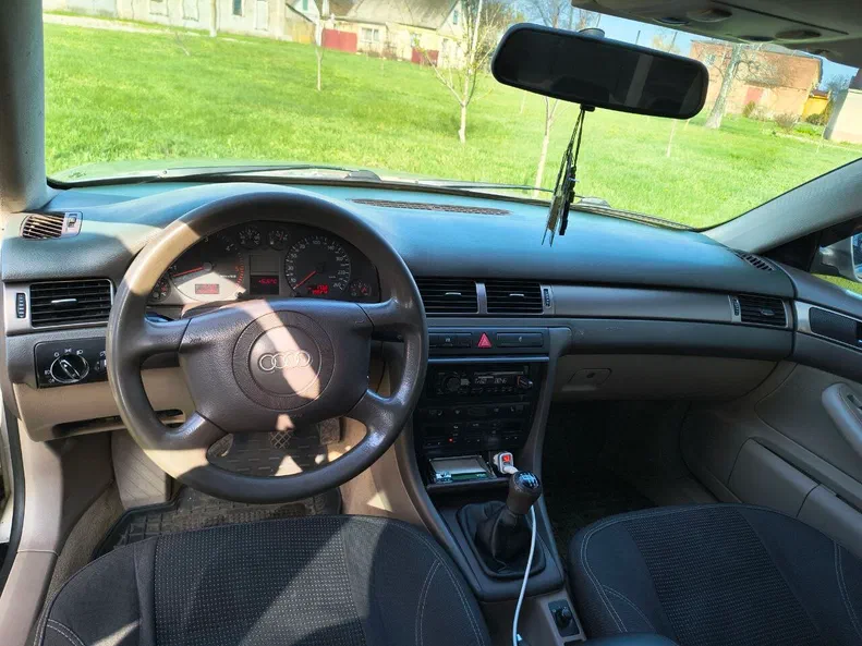 Audi A6 2002 - 5