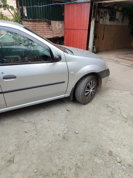 Dacia Logan 2008 - 6