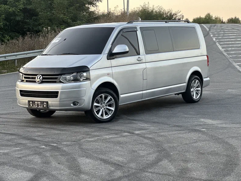 Volkswagen Caravelle 2012 - 24