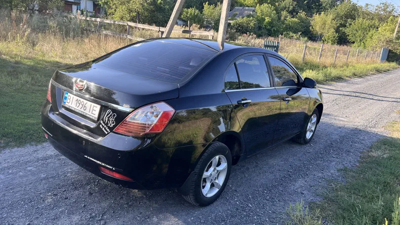 Geely Emgrand EC7 2014 - 12