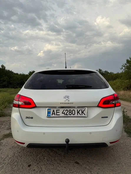 Peugeot 308 2015