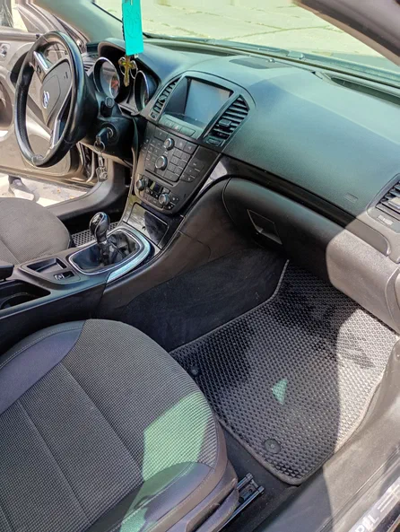 Opel Insignia 2010 - 6