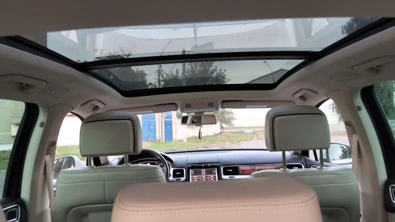 Volkswagen Touareg 2011 - 19