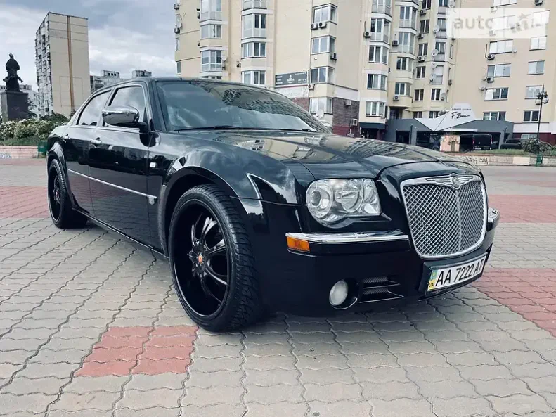 Chrysler 300C 2005 - 18