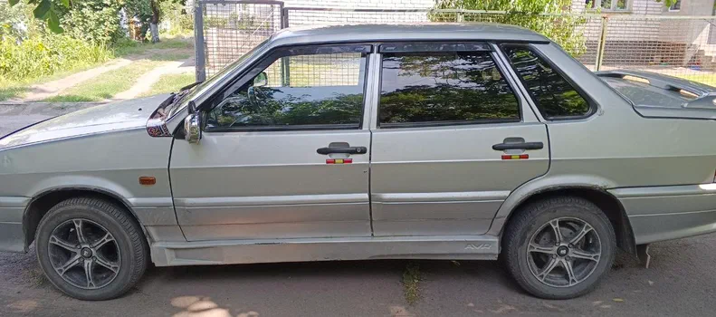 Lada (ВАЗ) 2115 2005