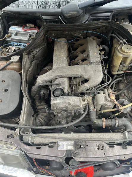 Mercedes-Benz W124 1990 - 16