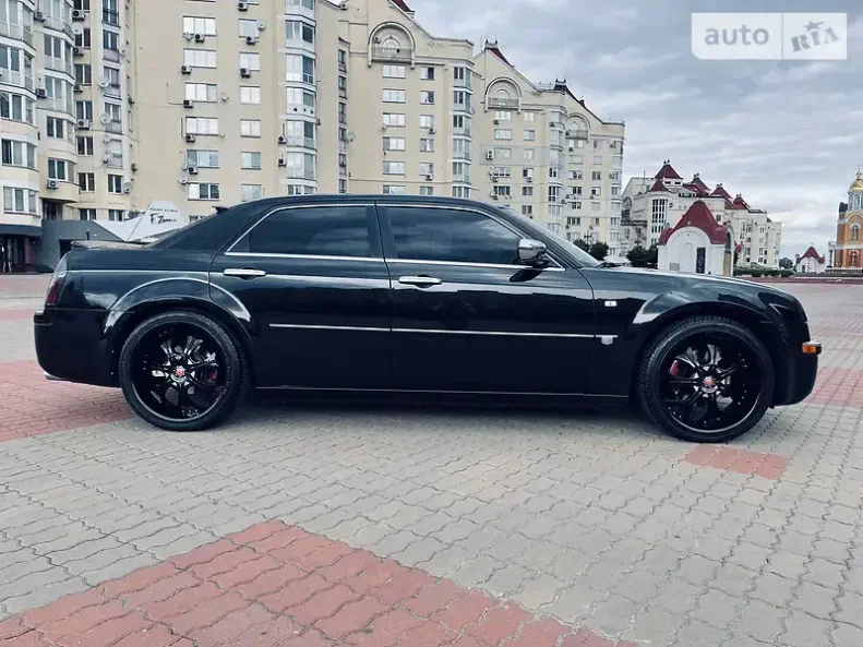 Chrysler 300C 2005 - 17