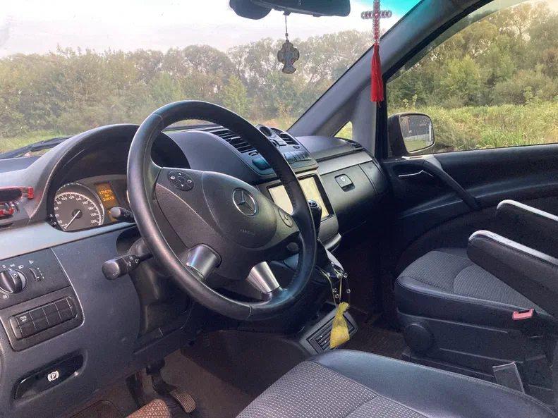 Mercedes-Benz Viano 2012