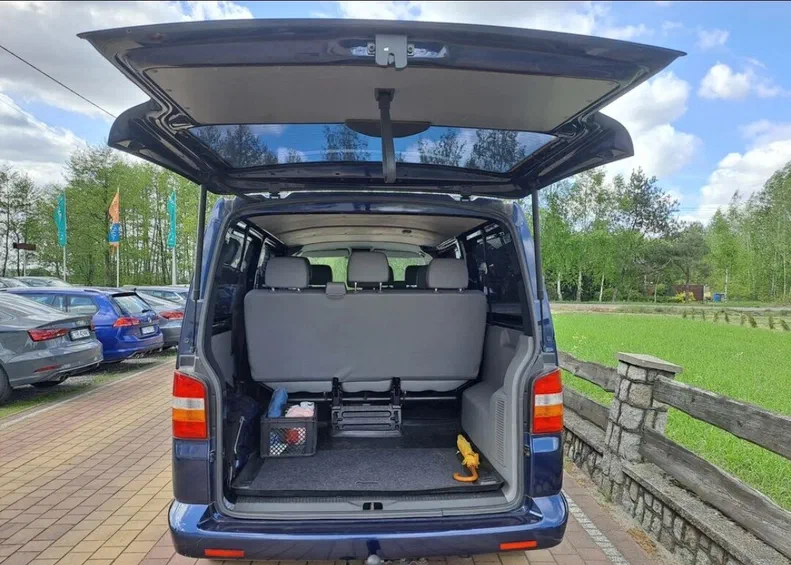 Volkswagen Transporter 2009 - 11