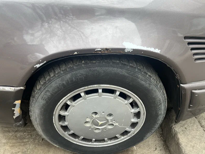 Mercedes-Benz W124 1990