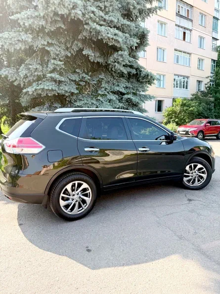Nissan X-Trail 2015 - 19