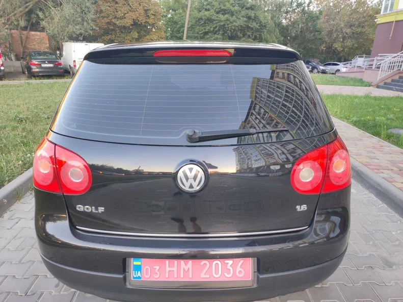 Volkswagen Golf 2005 - 26