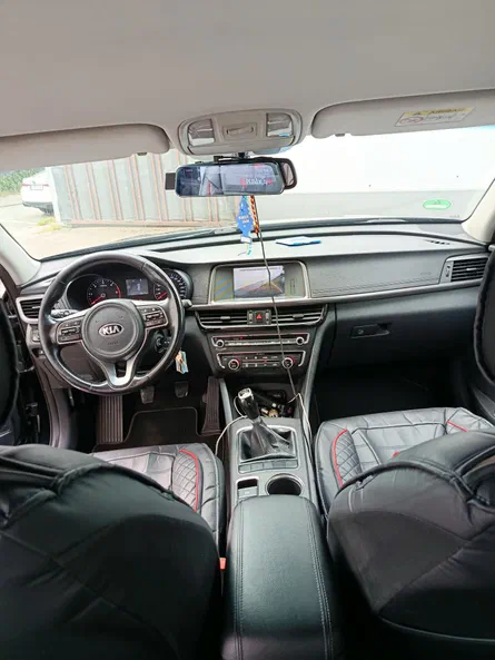 Kia Optima 2017 - 10