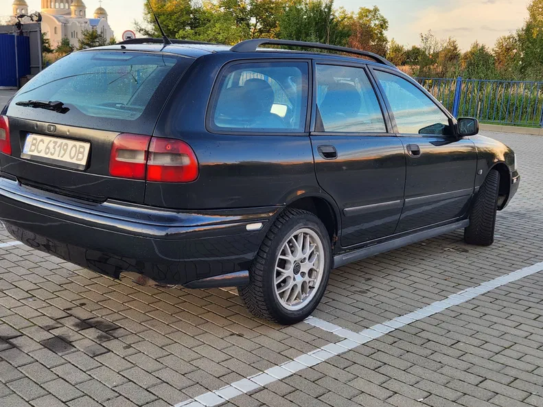 Volvo V40 1999