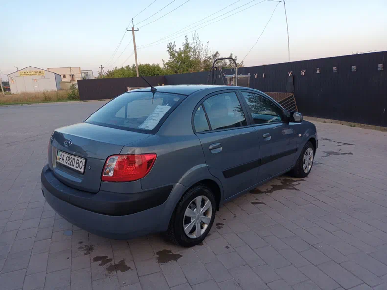 Kia Rio 2006 - 9
