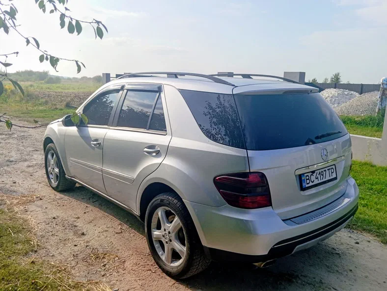 Mercedes-Benz M-Клас 2005 - 5