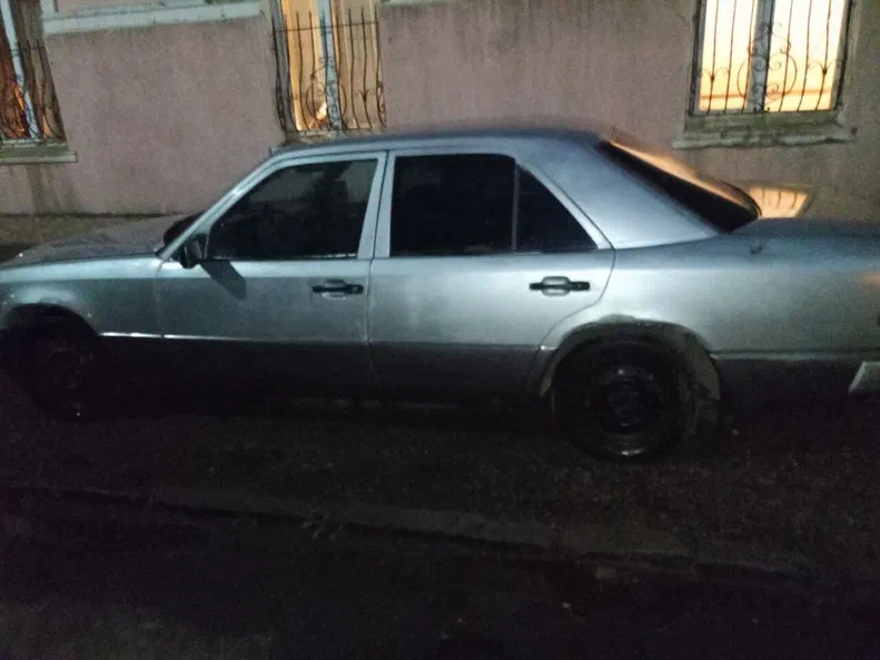 Mercedes-Benz E-Клас 1992 - 7