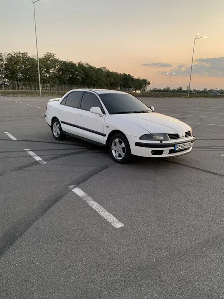 Mitsubishi Carisma 2002