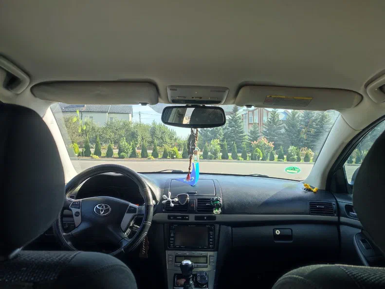 Toyota Avensis 2007 - 13