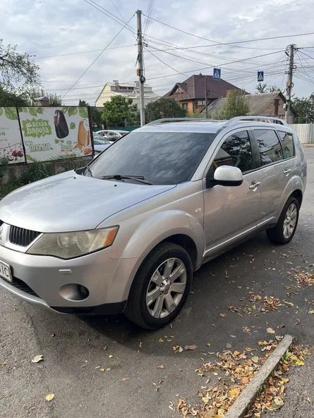 Mitsubishi Outlander 2007
