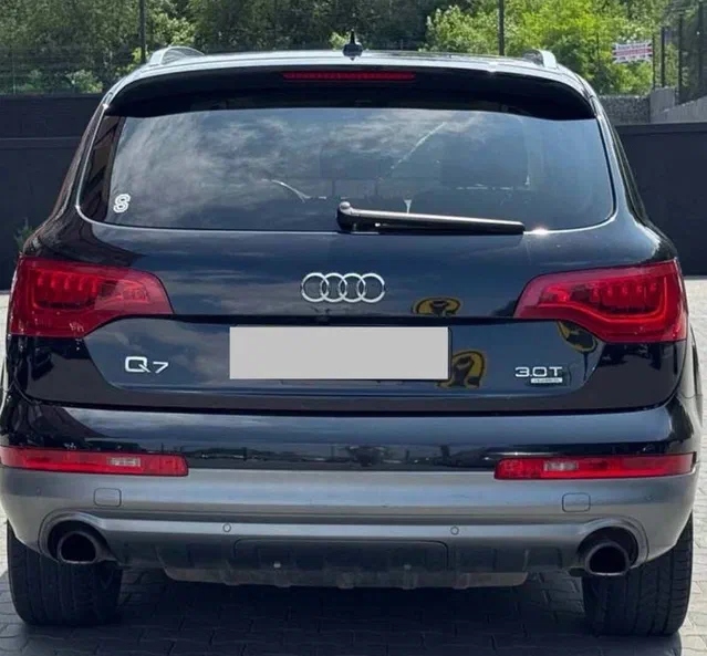 Audi Q7 2013 - 15