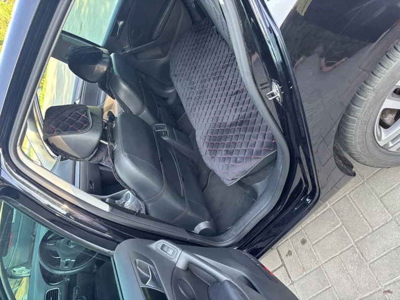 Volkswagen Golf 2010 - 6