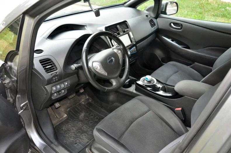 Nissan Leaf 2014 - 5