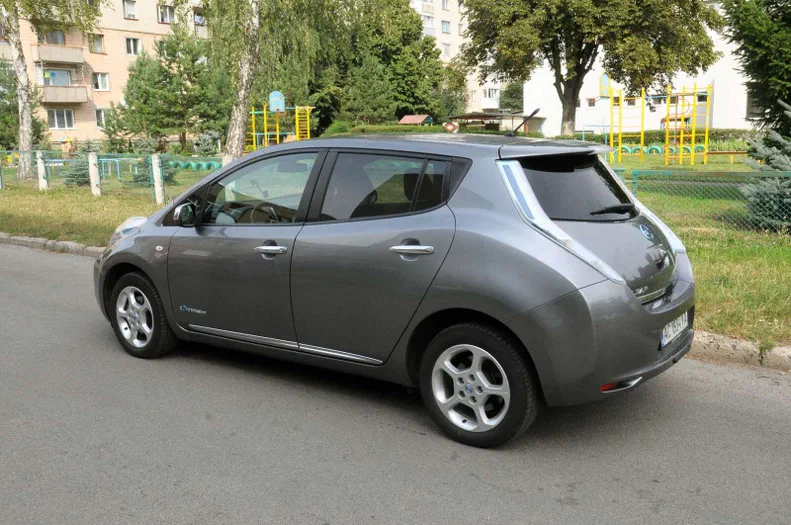 Nissan Leaf 2014