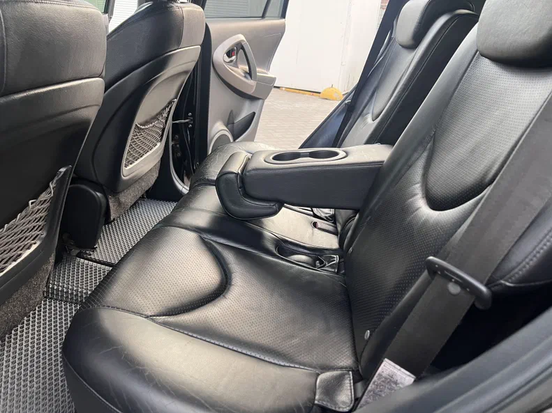 Toyota RAV4 2008 - 19