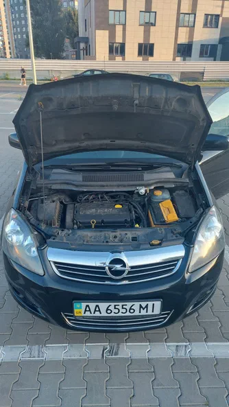 Opel Zafira 2012 - 16