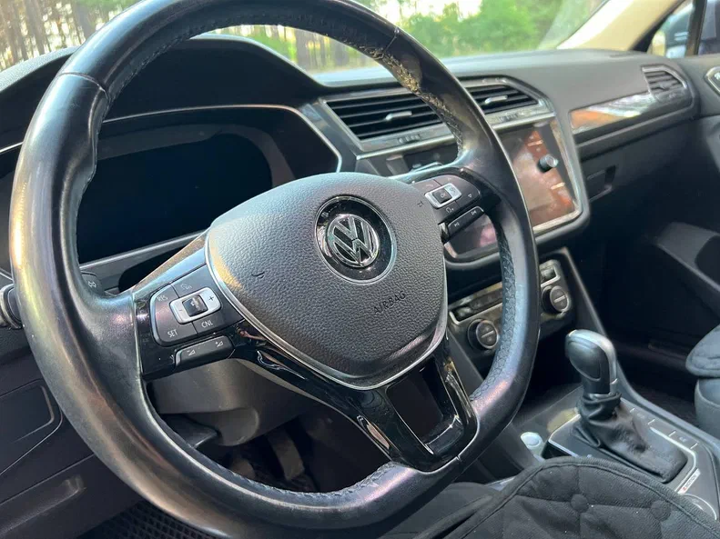 Volkswagen Tiguan 2018 - 16