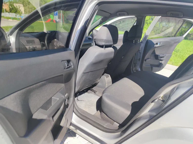 Opel Astra 2005 - 10