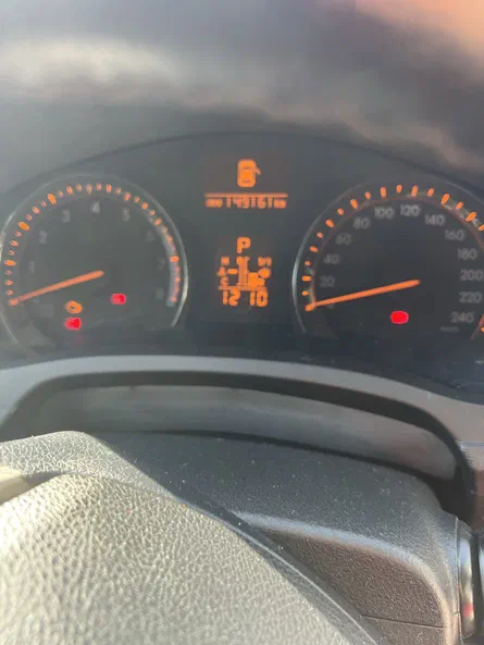 Toyota Avensis 2011 - 17