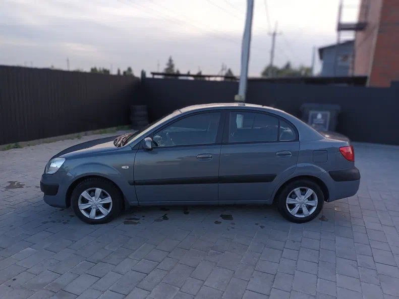 Kia Rio 2006