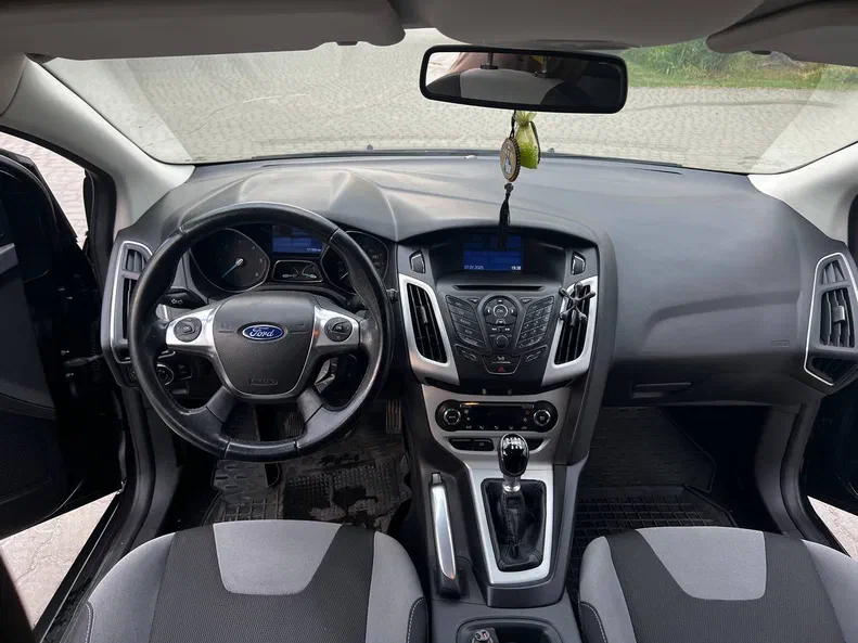 Ford Focus 2012 - 13