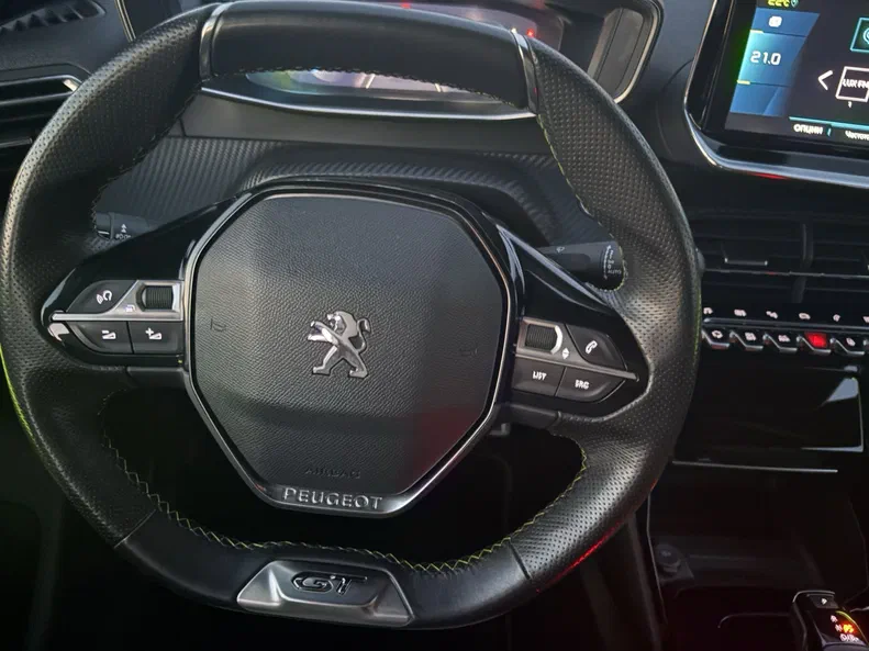 Peugeot 2008 2020 - 30