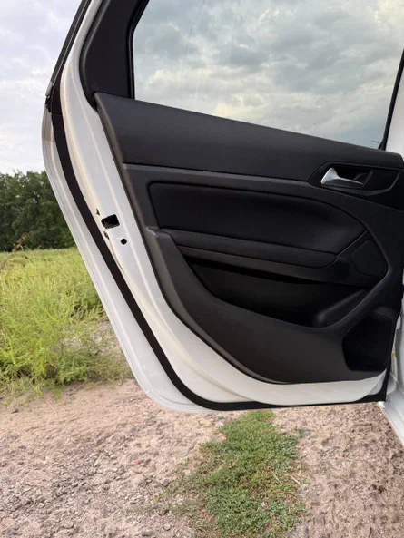 Peugeot 308 2015 - 17