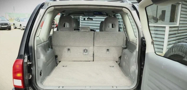 Suzuki Grand Vitara 2004 - 6