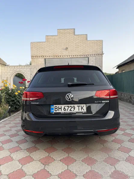 Volkswagen Passat 2017 - 24