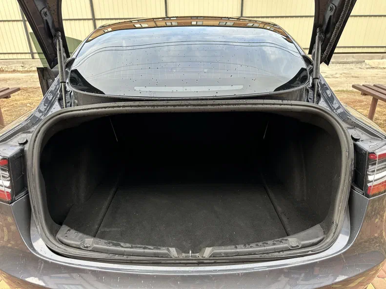 Tesla Model 3 2019 - 5