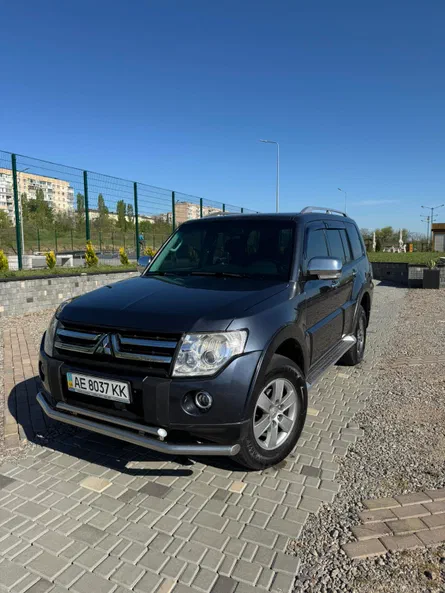 Mitsubishi Pajero 2008