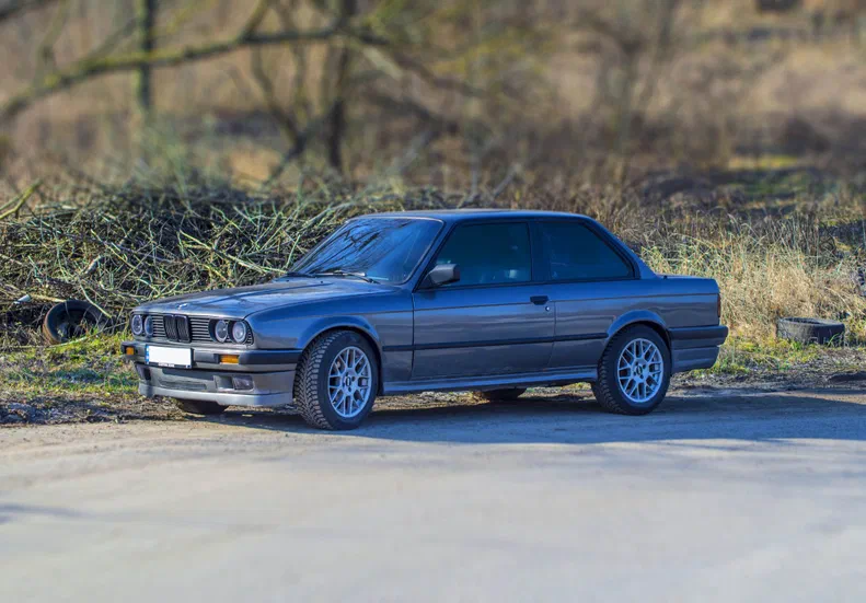 BMW 3 серии 1987