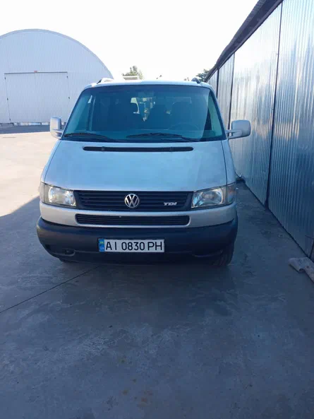 Volkswagen T4Caravelle 2002