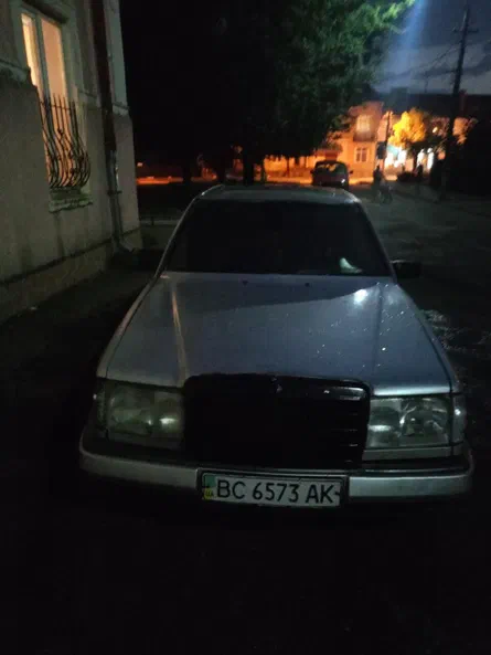 Mercedes-Benz E-Клас 1992 - 10