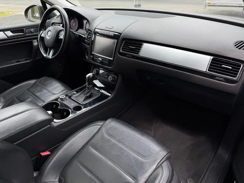 Volkswagen Touareg 2012 - 6